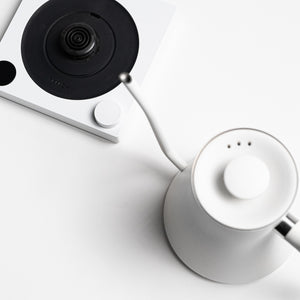 
                  
                    Load image into Gallery viewer, Fellow Stagg EKG Kettle Matte White
                  
                
